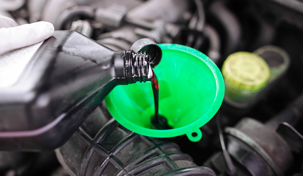 The Importance of Regular Transmission Fluid Flushes and When to Get One